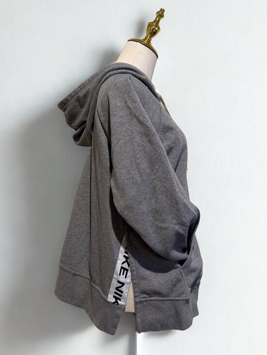 Nike Tops - Nike Women’s Gray Split Hem Full Zip Hoodie Sweatshirt Medium